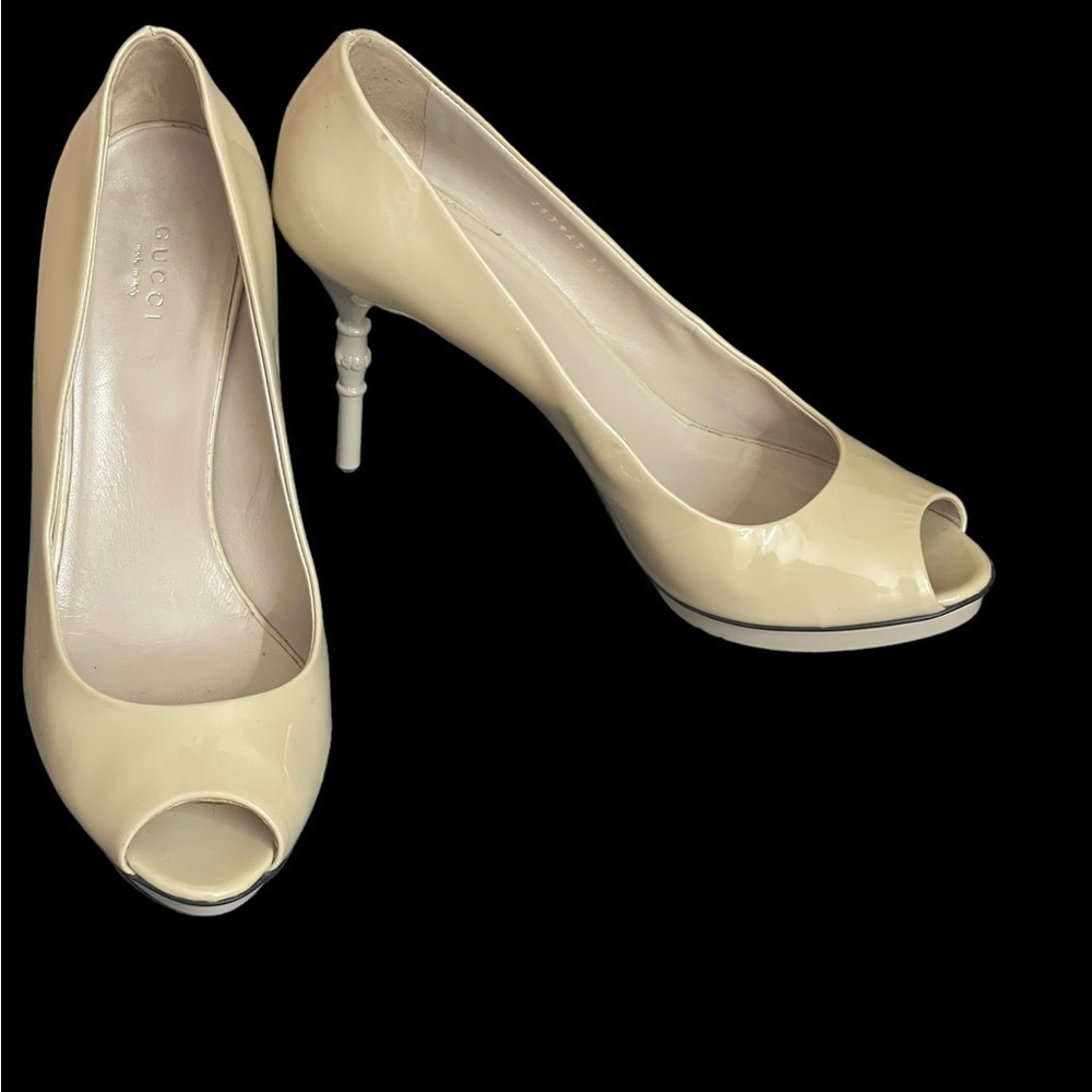 Gucci Bamboo Accent Patent Leather Pumps size 39.5 (9.5)